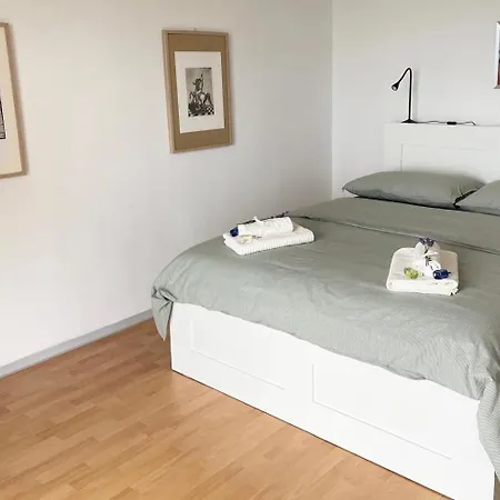 Izolasky إيزولا