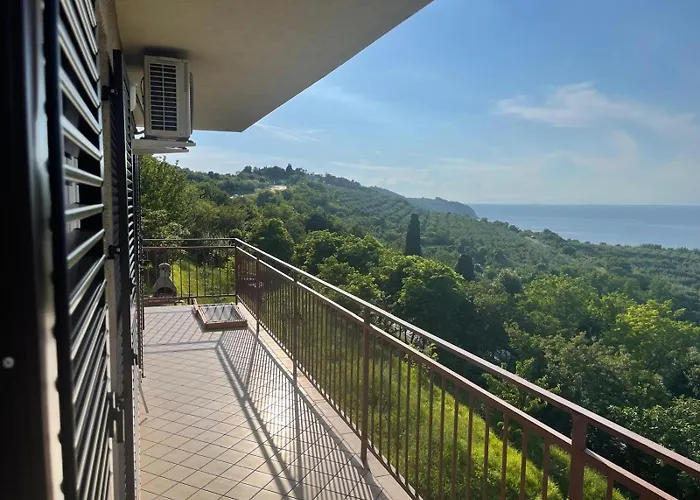 Izolasky Appartement *